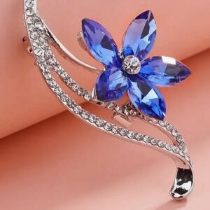 Crystal Flower brooch